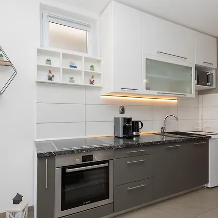In With Free Parking Appartement Split