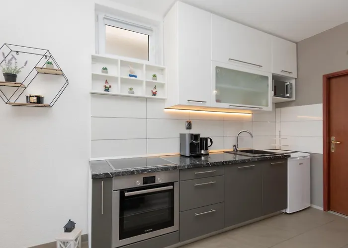 In With Free Parking 아파트 스플리트